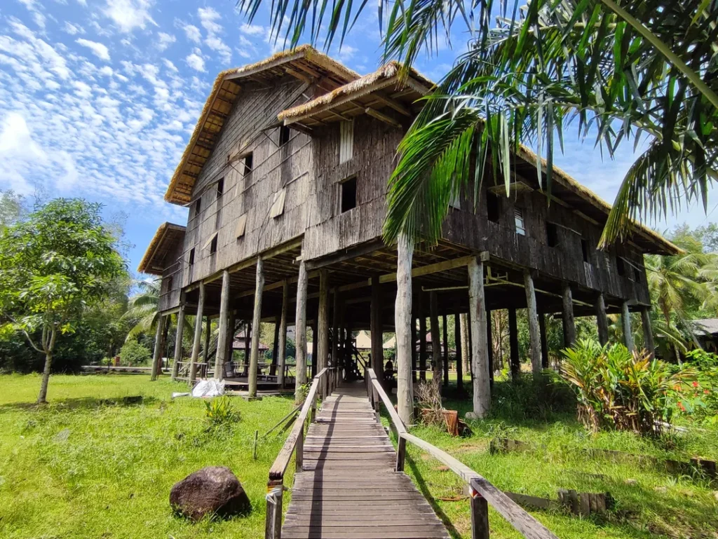Tarikan Taman Budaya Sarawak
