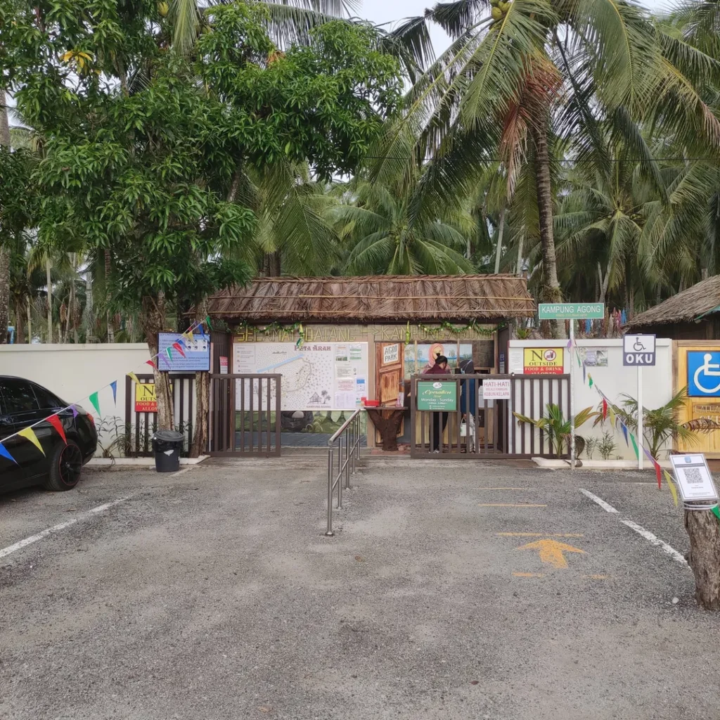 Kampung Agong Location Opening Hour