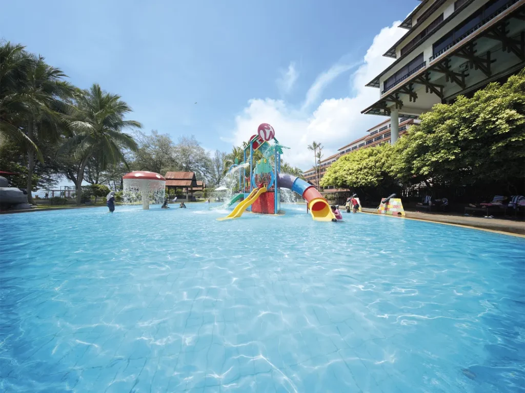 Tips dan Saran Perjalanan Menginap di Resort