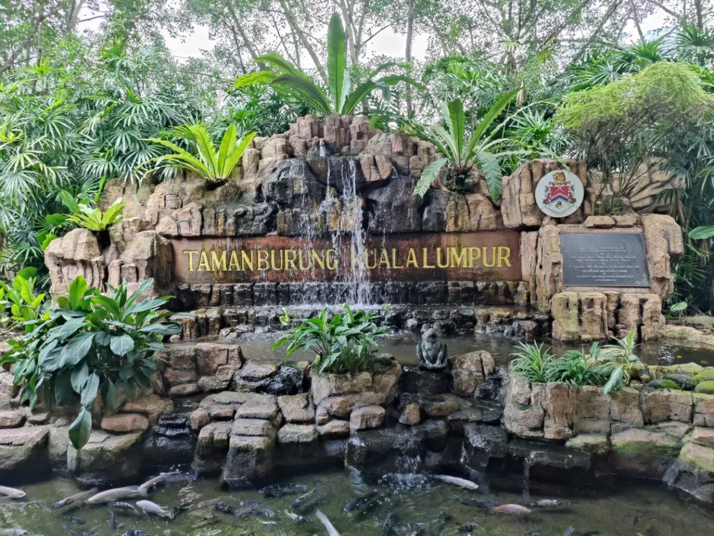 Fasiliti Tambahan Taman Herba atau Taman Burung