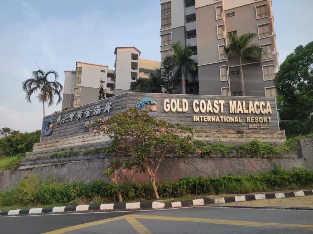 Lokasi dan Cara Ke Gold Coast Malacca