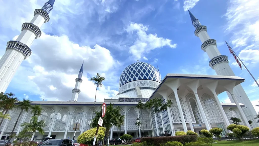 Panduan Berkunjung ke Masjid