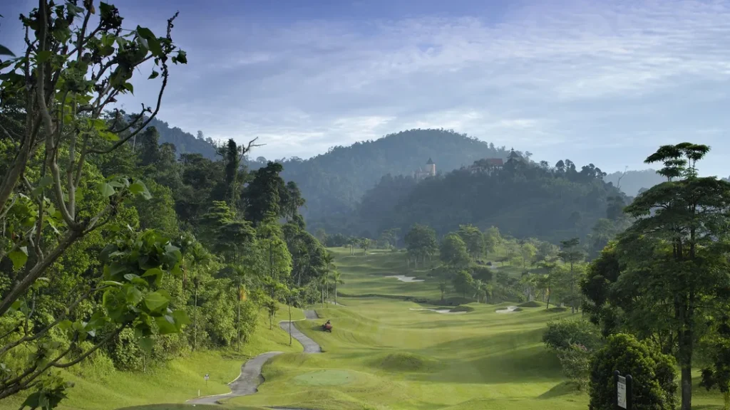 Pemandangan dan Alam Sekitar Berjaya Hills Resort