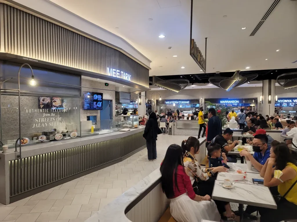 Pilihan Makanan dan Restoran di Mall Pavilion