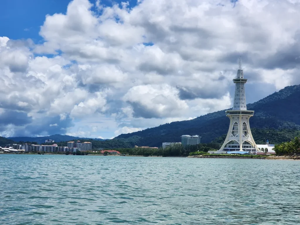 Pilihan Penginapan Semasa Island Hopping