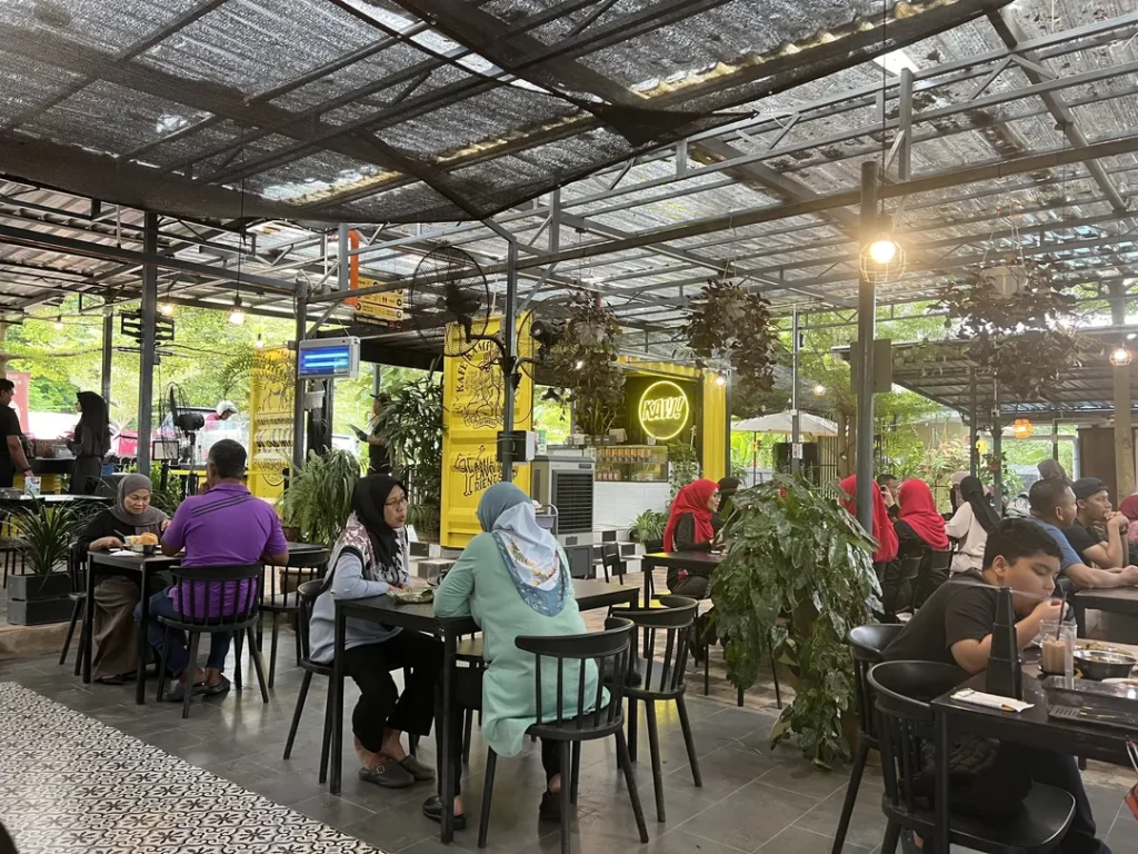 Populariti dan Ulasan Pelanggan Kafe Kg Kaw