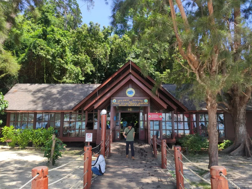 Tempat Menarik di Kota Kinabalu Taman Tunku Abdul Rahman