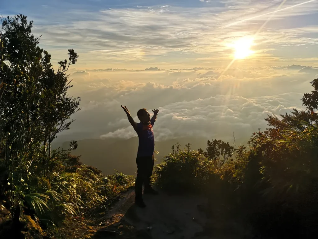 Tempat Menarik di Pahang Gunung Tahan