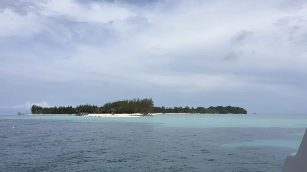 Tempat Menarik di Sabah Pulau Mantanani