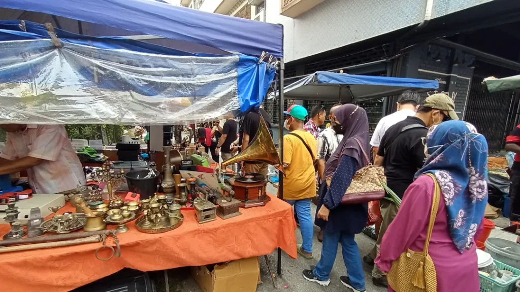 Tips Berbelanja di Pasar Karat Ipoh