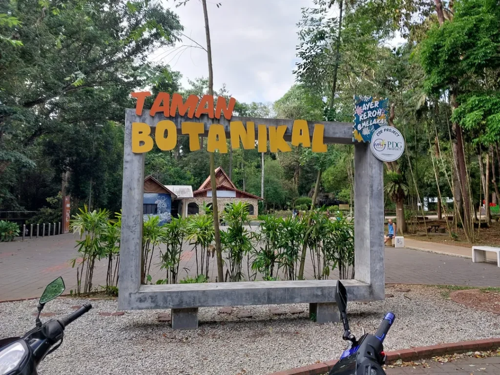 Tips Berkunjung ke Taman Botanikal Melaka