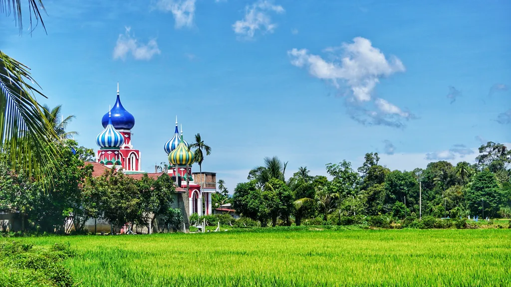 Daya Tarik bagi Wisatawan di Masjid Lapan Kubah