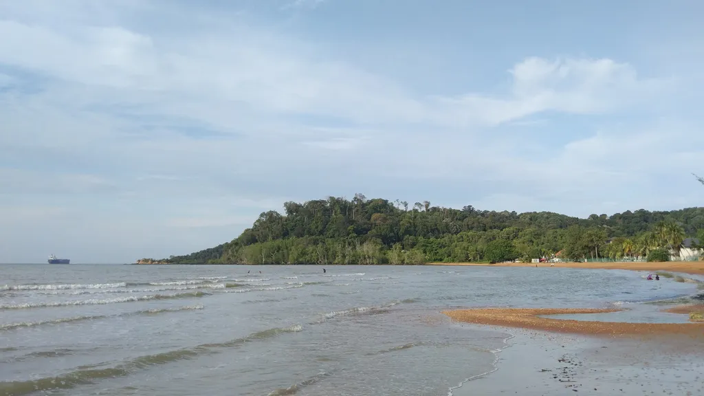 Harga Tiket atau Bayaran Masuk Pantai Tanjung Biru