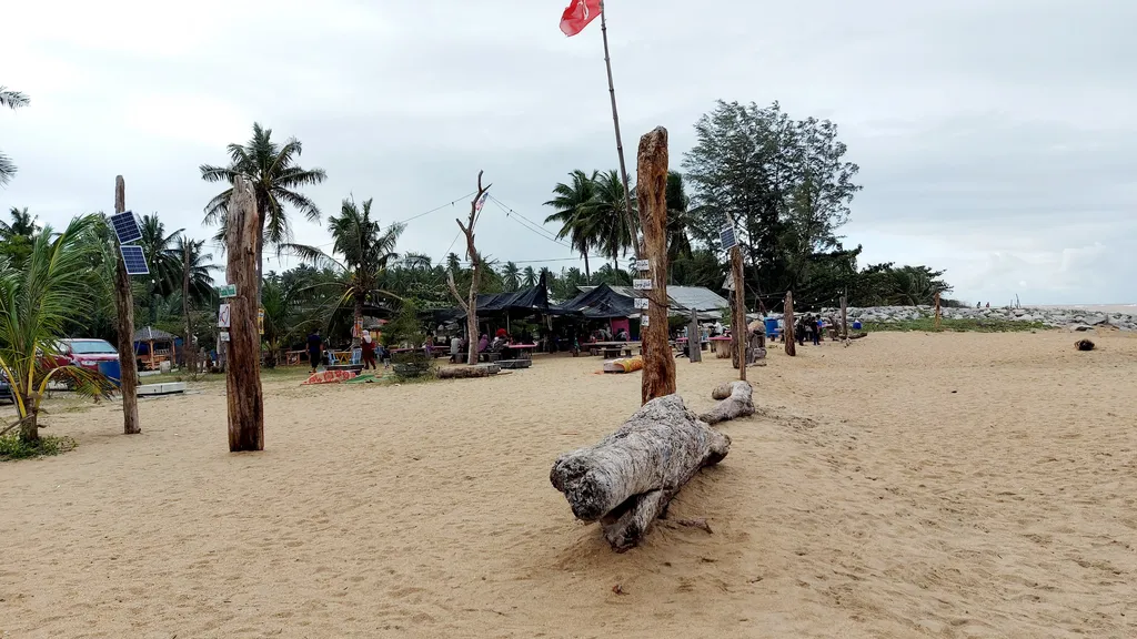 Kemudahan yang Disediakan di Pantai Nusuk