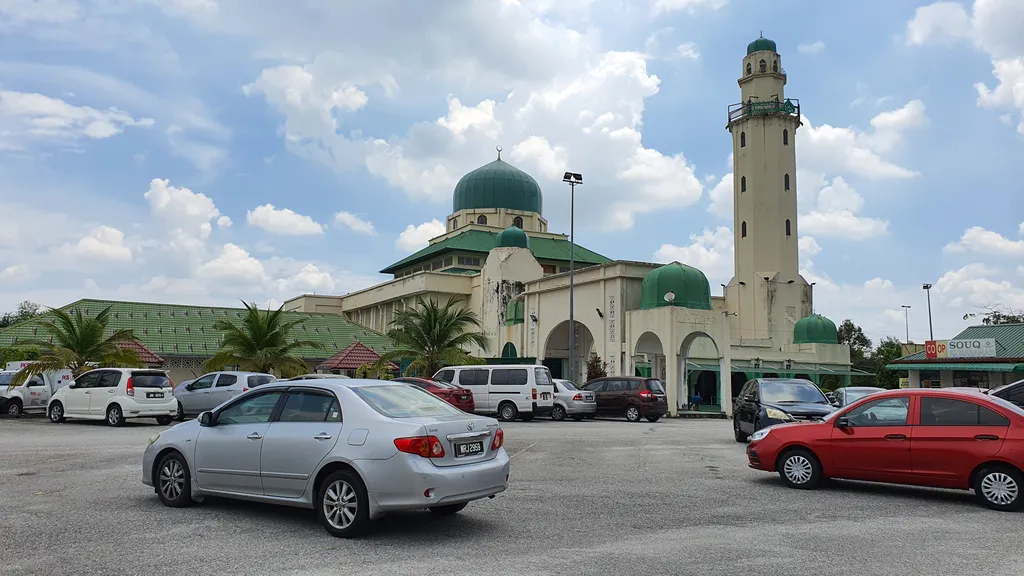 Tempat Menarik di Bangi Masjid Al Hasanah
