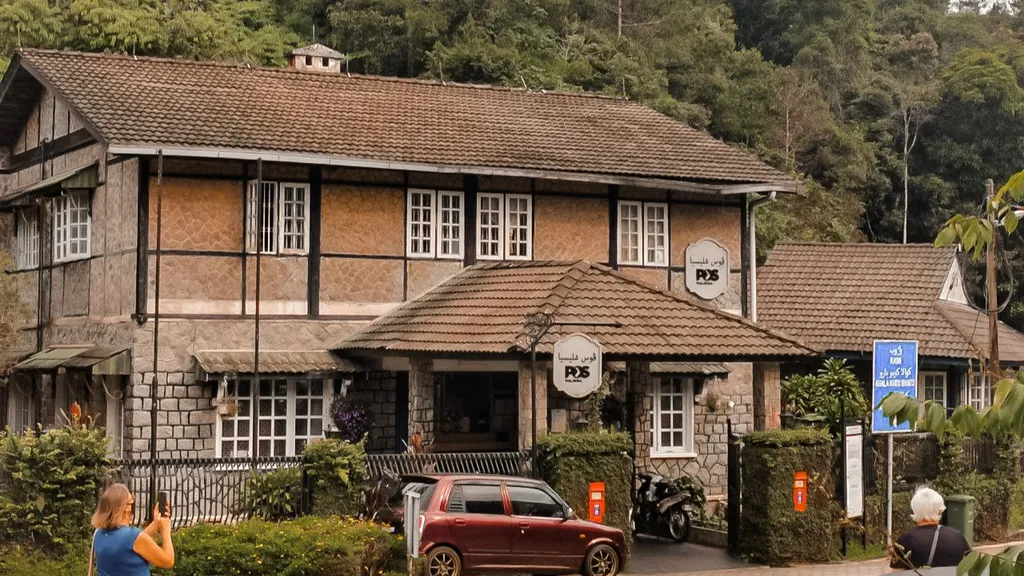 Tempat Menarik di Buikit Fraser Pejabat Pos Malaysia