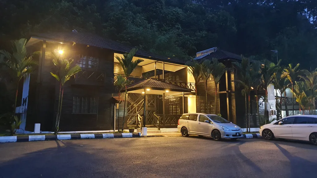 Tempat Menarik di Kuala Rawang Resort Taman Eko Rimba Komanwel