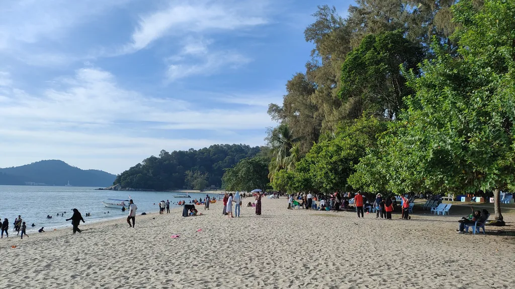Tempat Menarik di Perak Teluk Batik