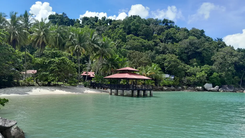 Tempat Menarik di Pulau Tuba Tanjung Pandan