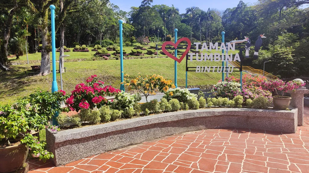 Tempat Menarik di Sarawak Taman Tumbina Bintulu