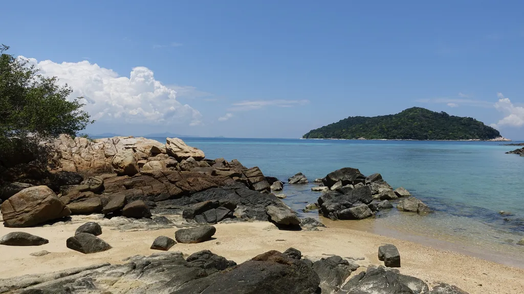 Berbagai Aktiviti Rekreasi di Pulau Tengah