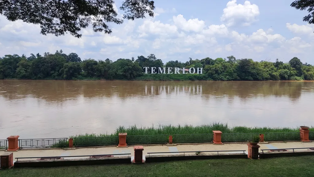 Lokasi dan Cara Ke Sungai Pahang