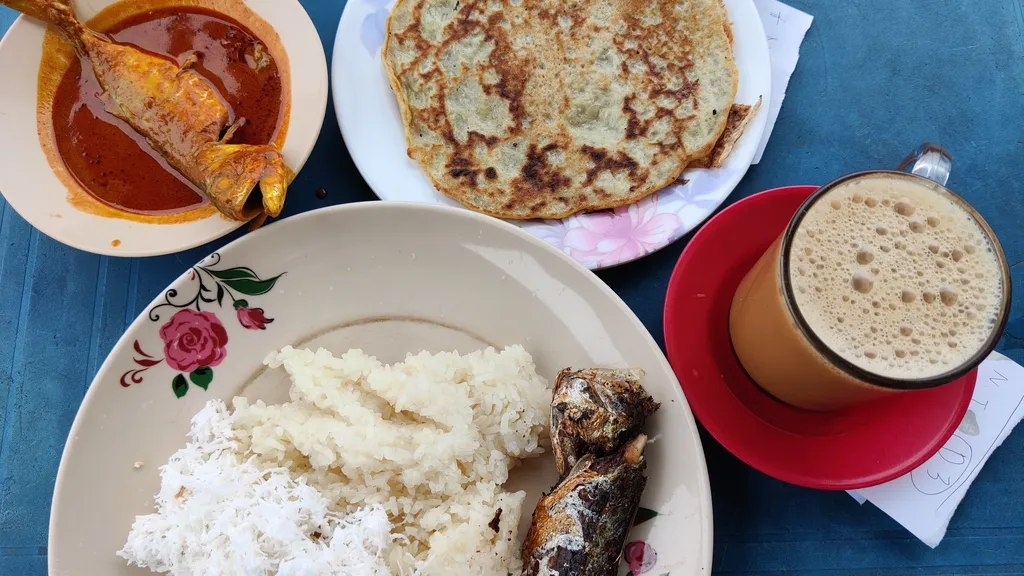 Menu Istimewa dan Hidangan Khas Melayu di Warung Klasik