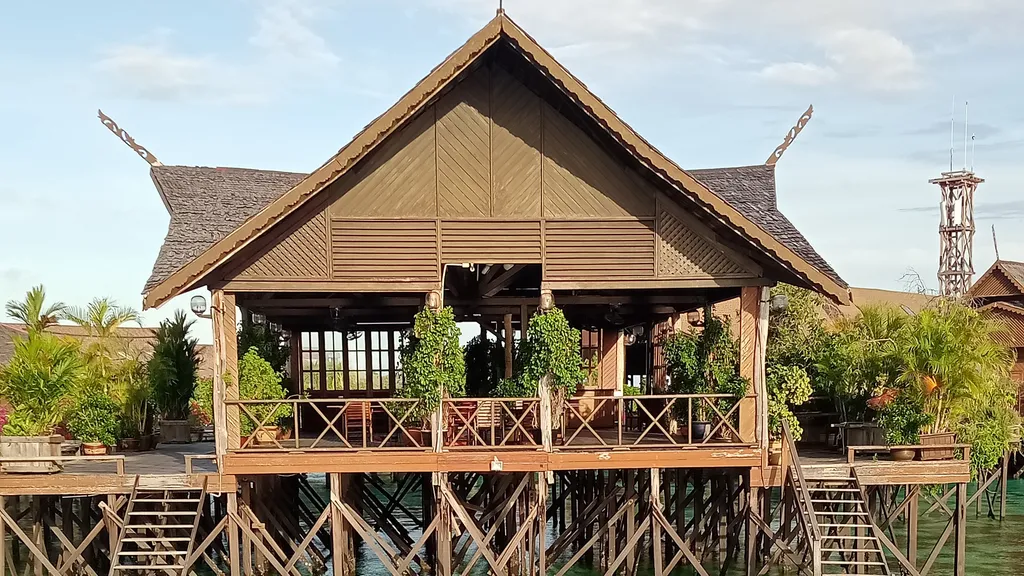 Pengalaman Budaya Lokal di Pulau Kapalai