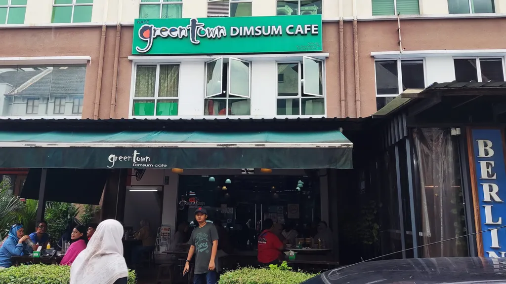 Green Town Dimsum Cafe