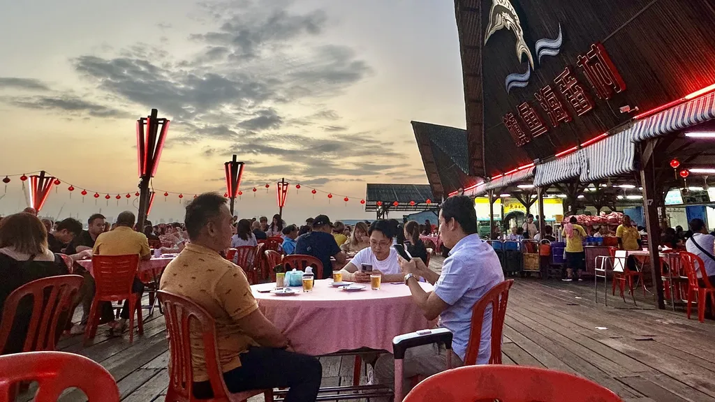 Restoran dan Kafe Tepi Pantai di Johor
