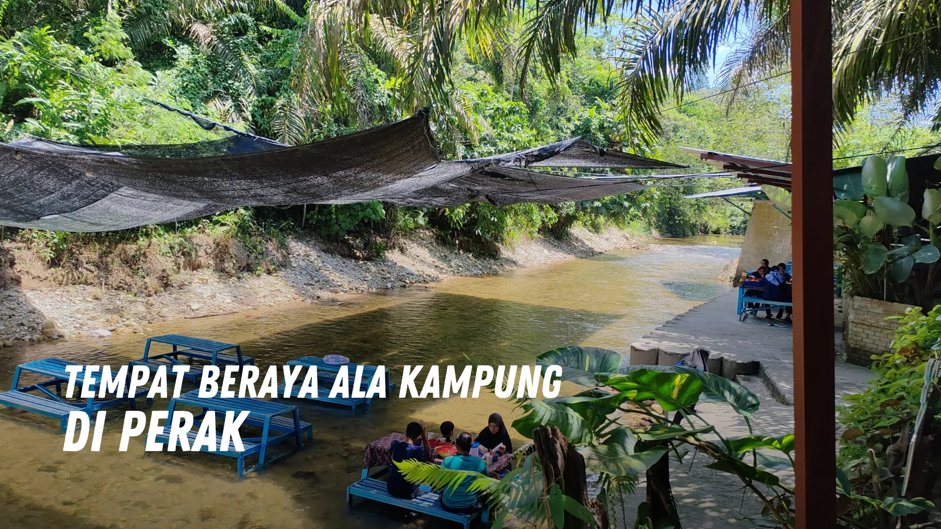 Tempat beraya ala kampung di Perak Malaysia