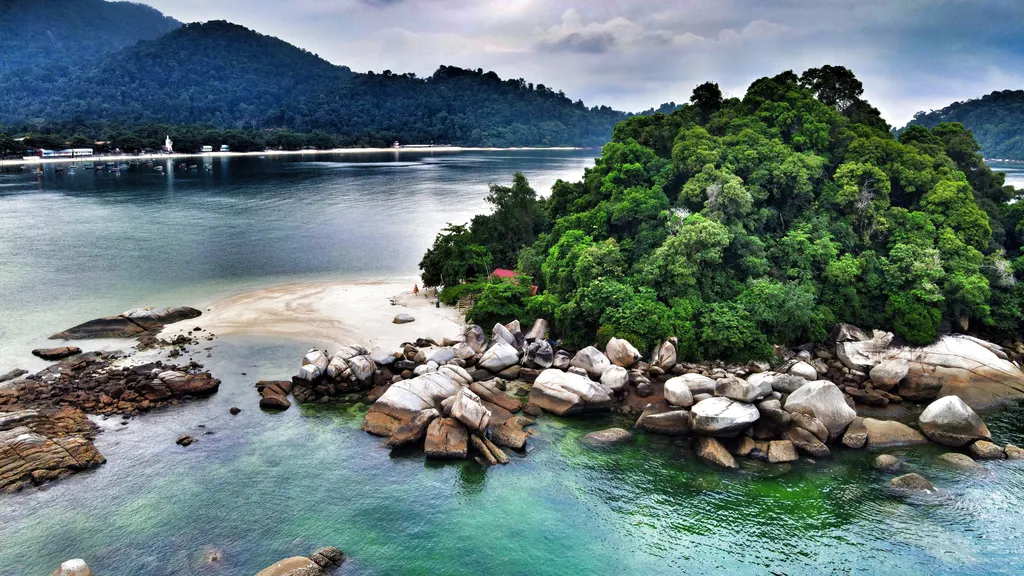 Tempat Menarik Pangkor Island Pulau Giam