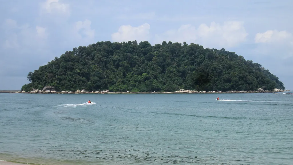 Tempat Menarik Pangkor Island Pulau Mentagor