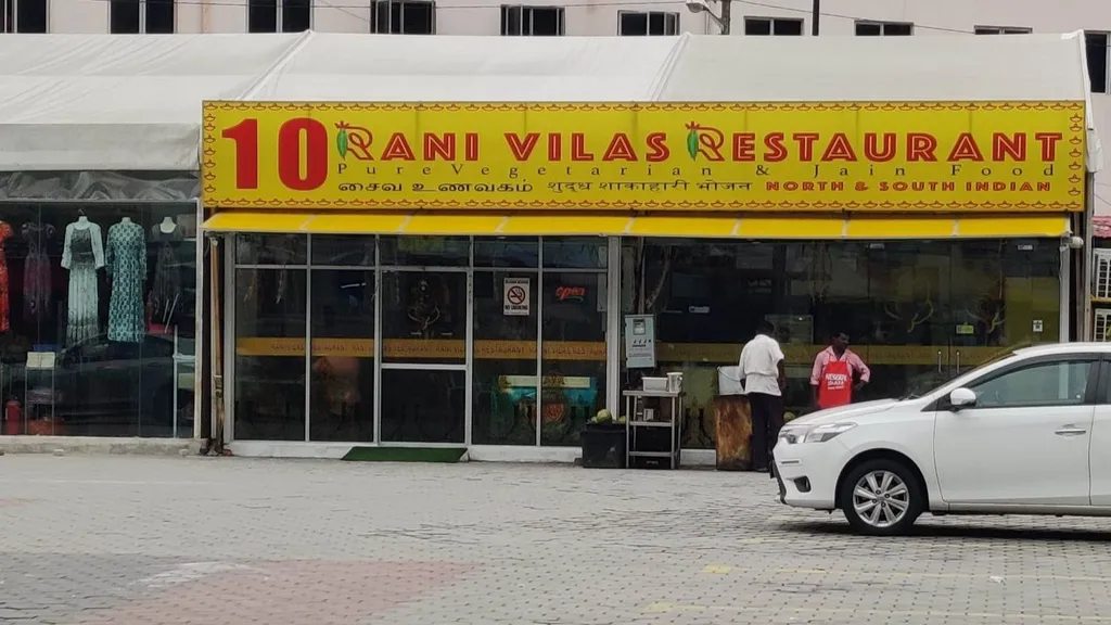 Tempat makan di Batu Caves Restoran Rani Pure Vegetarian Jain Food