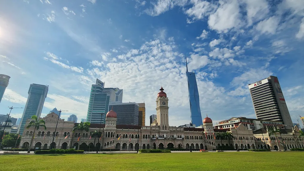 Jejak Sejarah di Hati Kuala Lumpur Dataran Merdeka