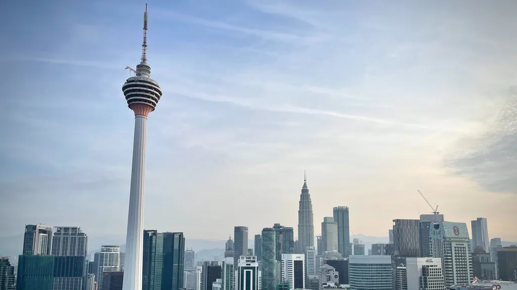 Percutian Singkat di KL Tower