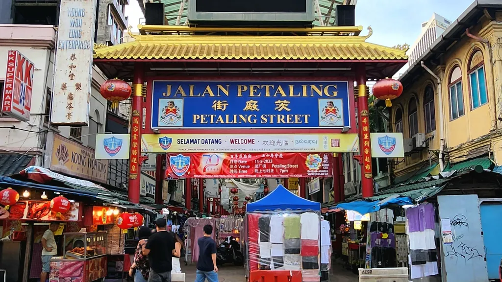 Percutian Singkat di Petaling Street